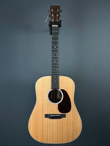Martin D-13E Folk Elettrificata w/soft shell