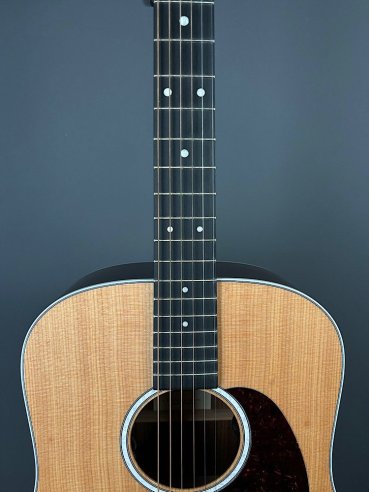 Martin D-13E Folk Elettrificata w/soft shell