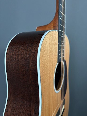 Martin D-13E Folk Elettrificata w/soft shell
