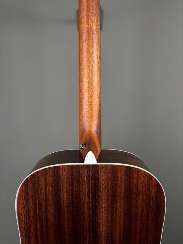 Martin D-13E Folk Elettrificata w/soft shell