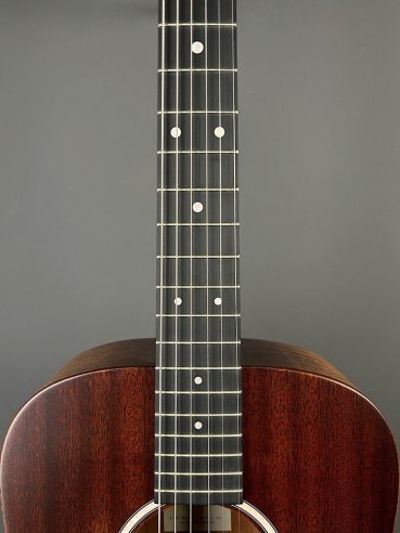 Martin DJr-10E STREET MASTER Chitarra Folk Elettrificata w/soft gigbag