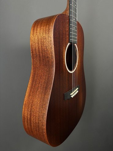 Martin DJr-10E STREET MASTER Chitarra Folk Elettrificata w/soft gigbag