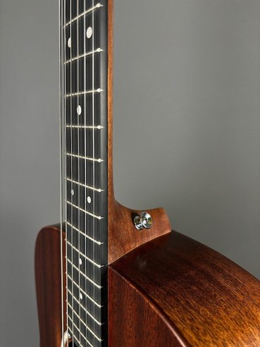 Martin DJr-10E STREET MASTER Chitarra Folk Elettrificata w/soft gigbag