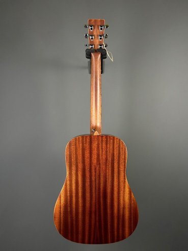 Martin DJr-10E STREET MASTER Chitarra Folk Elettrificata w/soft gigbag