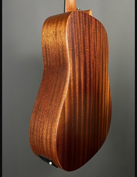 Martin DJr-10E STREET MASTER Chitarra Folk Elettrificata w/soft gigbag