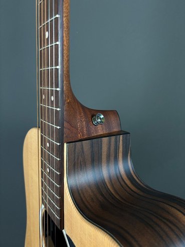 Martin DC-X2E 02 Sitka/Macassar Chitarra Folk Elettrificata w/Gig Bag