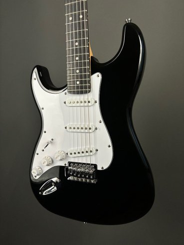 Eko S-300 LH Left Handed Black