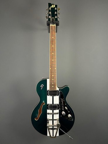 Duesenberg Signature Series Mike Campbell 40 Catalina Green/White  c/dtvcase