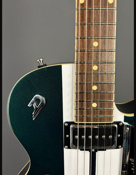 Duesenberg Signature Series Mike Campbell 40 Catalina Green/White  c/dtvcase