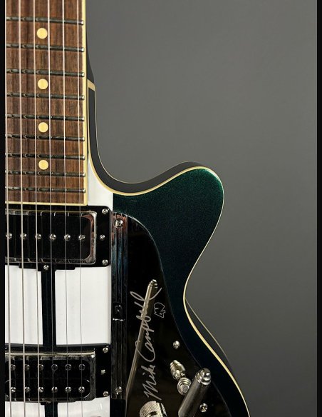 Duesenberg Signature Series Mike Campbell 40 Catalina Green/White  c/dtvcase