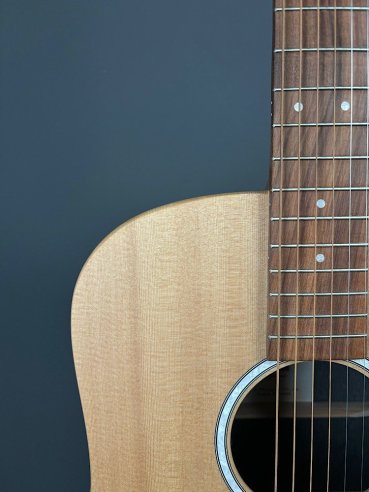 Martin DX-2E 02 Sitka/Mahogany