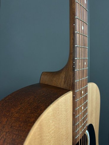 Martin DX-2E 02 Sitka/Mahogany