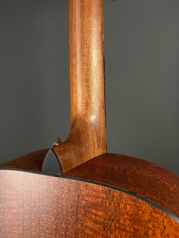 Martin DX-2E 02 Sitka/Mahogany