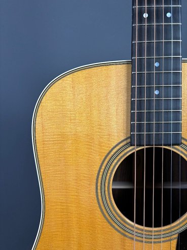 Martin D-28 SN. M2651650 Reimagined Chitarra Folk