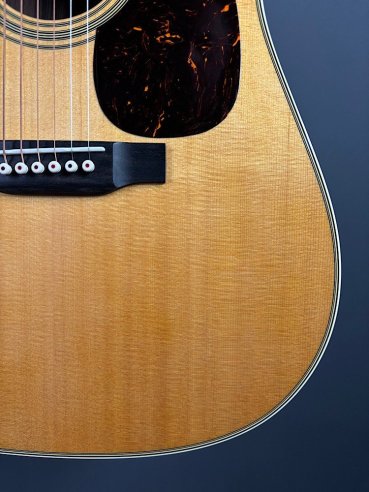 Martin D-28 SN. M2651650 Reimagined Chitarra Folk