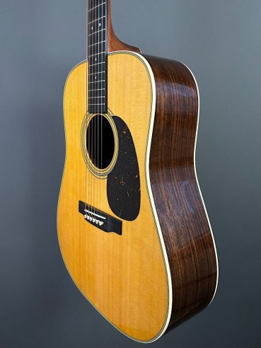 Martin D-28 SN. M2651650 Reimagined Chitarra Folk