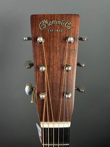 Martin D-28 SN. M2651650 Reimagined Chitarra Folk