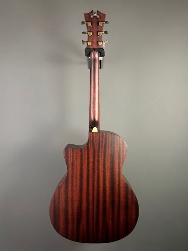 D'Angelico Premier Gramercy Caramel Burst