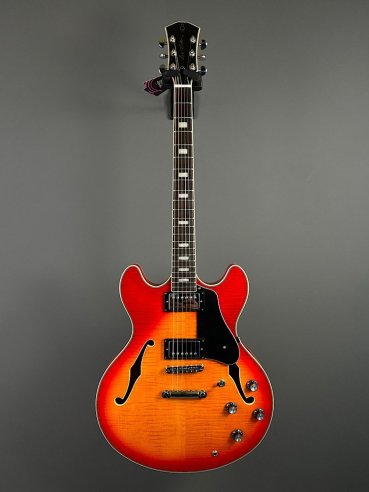 Sire H7 CS Larry Cherry Sunburst