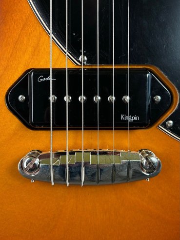Godin Summit Classic SG P90 Vintage Burst w/Bag