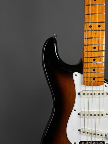 Squier Classic Vibe '50s Stratocaster  Maple Fingerboard 2 Color Sunburst