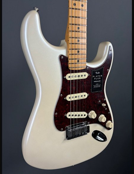 Fender Player Plus Stratocaster Olympic White w/bag