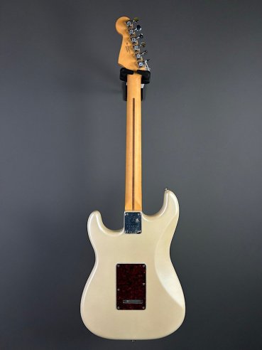 Fender Player Plus Stratocaster Olympic White w/bag