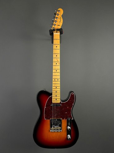 Fender American Professional II Telecaster Maple Fingerboard 3 Color Sunburst