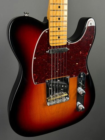 Fender American Professional II Telecaster Maple Fingerboard 3 Color Sunburst