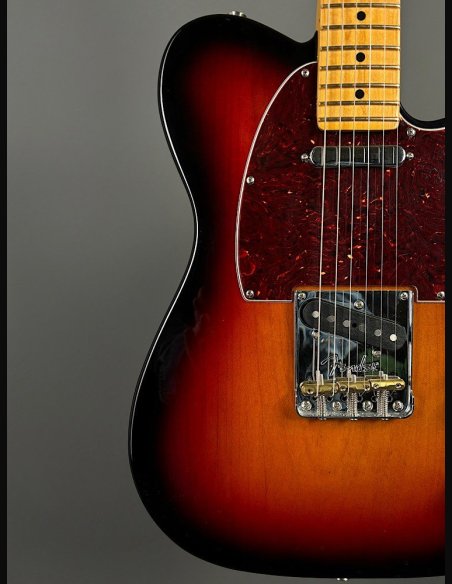 Fender American Professional II Telecaster Maple Fingerboard 3 Color Sunburst