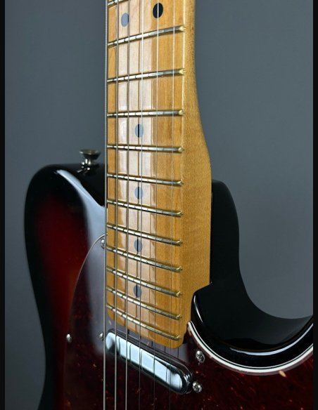 Fender American Professional II Telecaster Maple Fingerboard 3 Color Sunburst