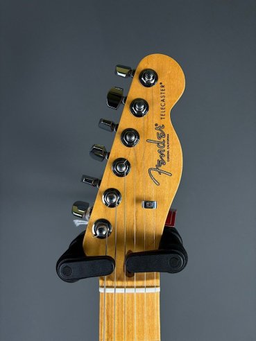 Fender American Professional II Telecaster Maple Fingerboard 3 Color Sunburst