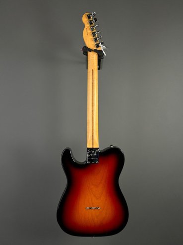 Fender American Professional II Telecaster Maple Fingerboard 3 Color Sunburst