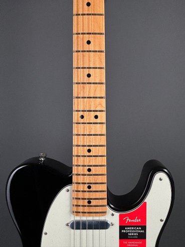 Fender American Professional Telecaster Maple Fingerboard Black
