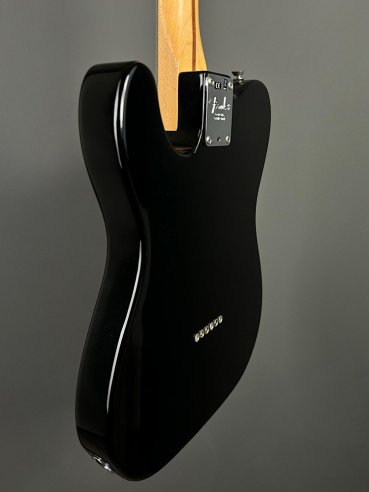 Fender American Professional Telecaster Maple Fingerboard Black