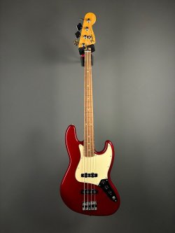 Fender Standard Jazz Bass Rosewood Fingerboard Candy Apple Red 2