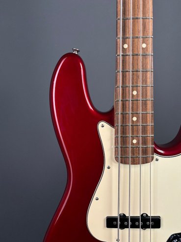 Fender Standard Jazz Bass Rosewood Fingerboard Candy Apple Red