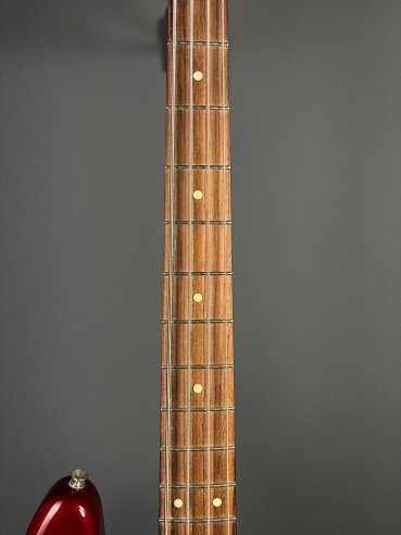 Fender Standard Jazz Bass Rosewood Fingerboard Candy Apple Red