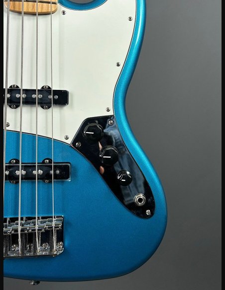 Fender Standard Jazz Bass Maple Fingerboard Lake Placid Blue