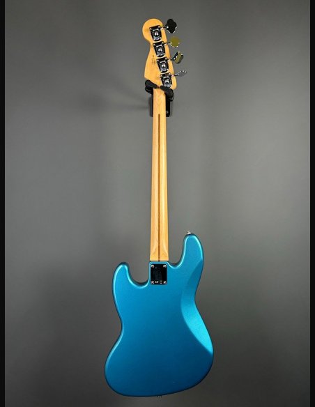 Fender Standard Jazz Bass Rosewood Fingerboard Lake Placid Blue