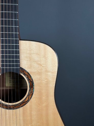 Eko Wow D800E SS Spruce/Sapele