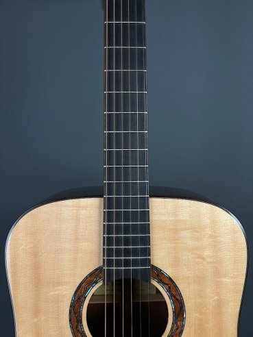 Eko Wow D800E SS Spruce/Sapele