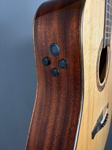 Eko Wow D800E SS Spruce/Sapele