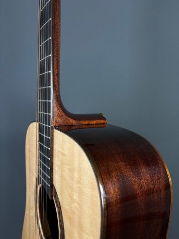 Eko Wow D800E SS Spruce/Sapele