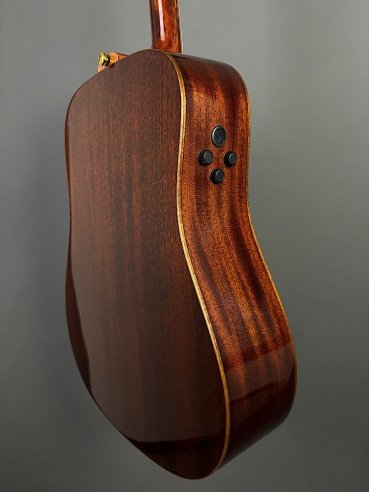 Eko Wow D800E SS Spruce/Sapele