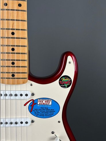 Fender Stratocaster J. Vaughan Tex Mex Candy Apple Red