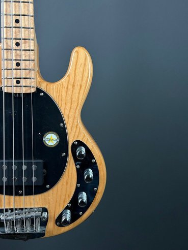 Musicman Sterling RAY 34NAT C/Bag