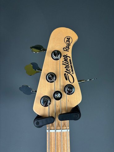 Musicman Sterling RAY 34NAT C/Bag