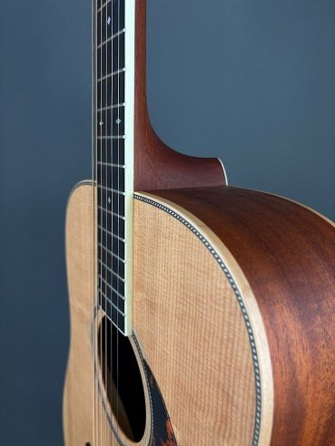 Larriveè D-40 Chitarra Folk