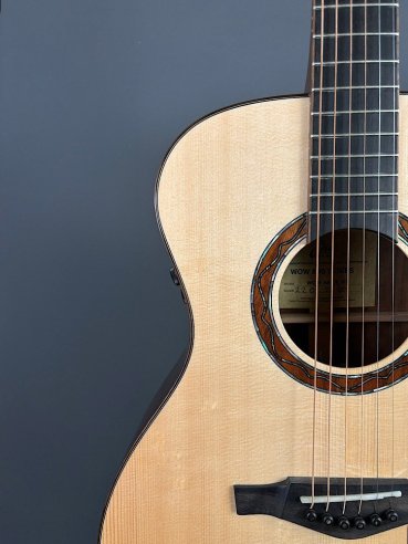 Eko Wow A800E SO Spruce/Ovangkol